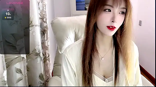 Snapshot of NINIbaby-99 chatting on January 2025 02:17:02 PM NINIbaby-99 online show from January 2025 02:17:02 PM