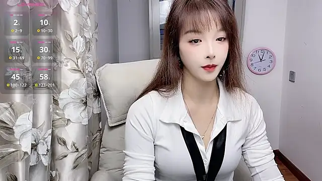 Snapshot of NINIbaby-99 chatting on October 2025 03:00:02 PM NINIbaby-99 online show from October 2025 03:00:02 PM