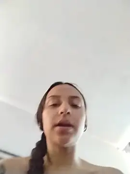 emma ambar online show from December 2025 04:35:01 PM