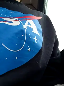 lara moon25 online show from November 2025 07:45:01 PM