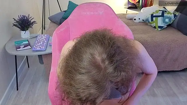 Lill Mary online show from February 2025 05:23:01 AM