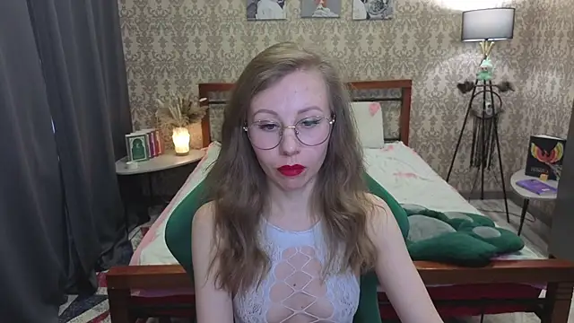 Lill Mary online show from April 2026 02:56:01 AM