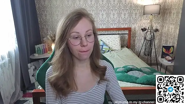 Snapshot of Lill_Mary chatting on April 2026 02:24:02 AM Lill Mary online show from April 2026 02:24:02 AM