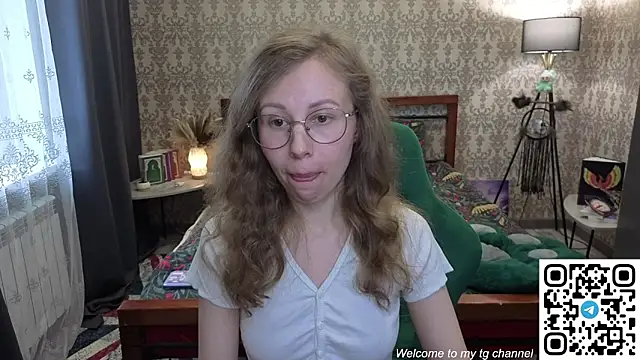 Snapshot of Lill_Mary chatting on May 2026 02:07:02 AM Lill Mary online show from May 2026 02:07:02 AM