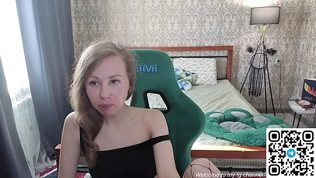 Snapshot of Lill_Mary chatting on June 2026 01:22:01 AM Lill Mary online show from June 2026 01:22:01 AM