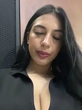 Snapshot of BetsyGonzale chatting on March 2025 10:24:02 AM BetsyGonzale online show from March 2025 10:24:02 AM