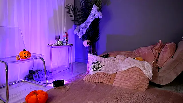 BetsyGonzale online show from October 2025 05:09:02 AM