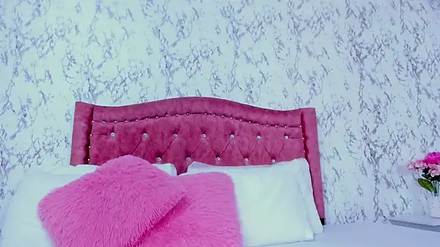 Mia Malkovaa  online show from January 2026 04:23:02 PM