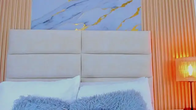 Mia Malkovaa  online show from April 2026 03:29:01 PM