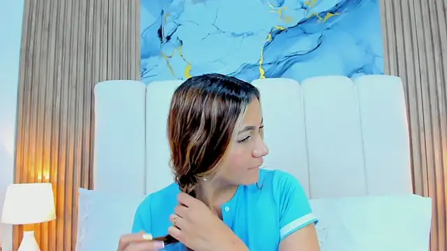 Mia Malkovaa  online show from July 2026 01:50:01 PM