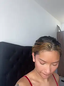 baby lizy online show from February 2025 04:47:01 PM