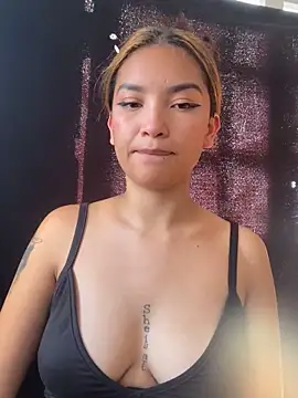 baby lizy online show from February 2025 08:45:02 PM