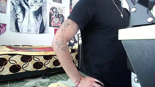 dylan fun18 online show from September 2025 07:48:01 PM