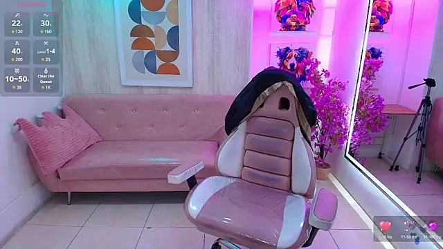 Gabby evanns online show from June 2026 12:22:02 PM
