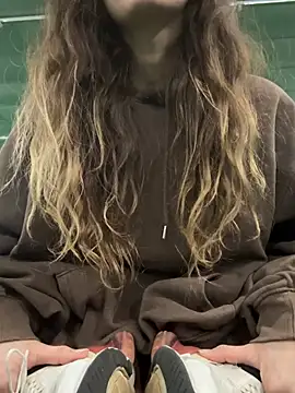 Snapshot of psilybaby chatting on March 2026 05:35:01 AM psilybaby online show from March 2026 05:35:01 AM