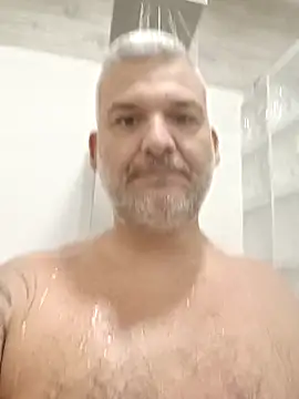 Holaluz2 online show from December 2025 07:10:02 PM