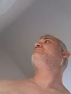 Holaluz2 online show from December 2025 03:28:02 PM