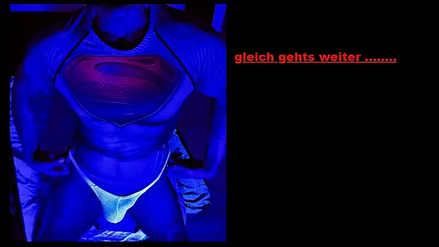 Snapshot of LuggiJack chatting on February 2026 07:15:01 PM LuggiJack online show from February 2026 07:15:01 PM