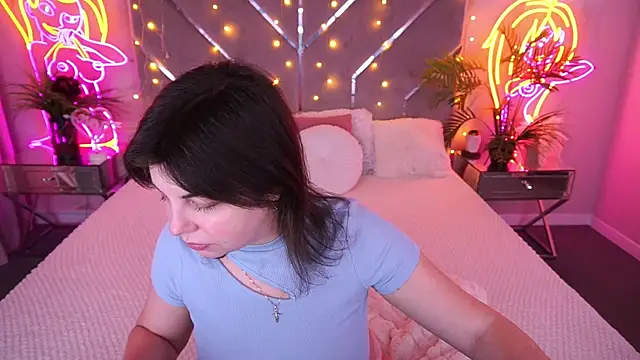 MirandaWong online show from February 2026 05:28:02 AM