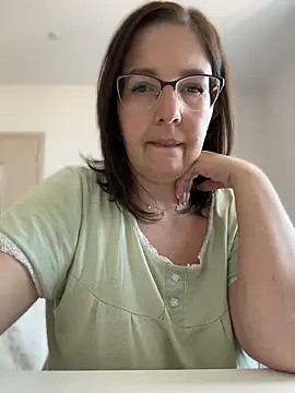Snapshot of B_Bonya_m chatting on June 2026 03:51:02 AM B Bonya m online show from June 2026 03:51:02 AM