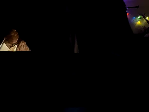 Johndoe2292 online show from November 2025 11:43:02 AM