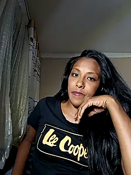 Indian-Seduction online show from December 2025 07:18:01 PM