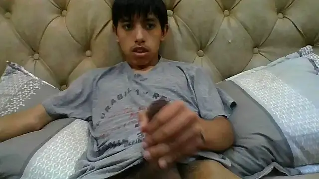 Snapshot of danuel23 chatting on December 2024 07:32:01 PM danuel23 online show from December 2024 07:32:01 PM