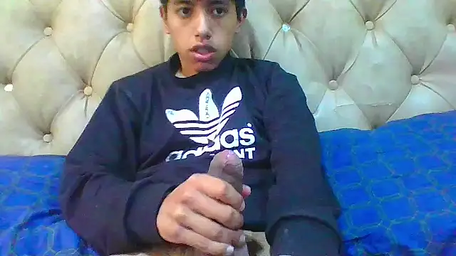 Snapshot of danuel23 chatting on September 2025 04:18:01 PM danuel23 online show from September 2025 04:18:01 PM