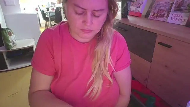 Meliss Official9 online show from November 2025 12:11:02 PM