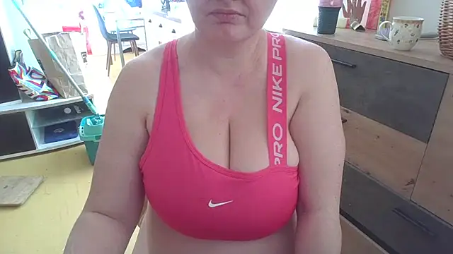Meliss Official9 online show from April 2026 12:29:02 PM