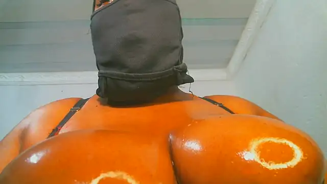 Snapshot of XPanther_24 chatting on March 2025 12:15:01 AM XPanther 24 online show from March 2025 12:15:01 AM