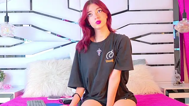 ElizabetthKitty online show from December 2024 07:14:01 PM