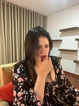 Alice Biel online show from January 2025 12:05:02 AM