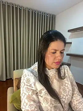 Alice Biel online show from February 2025 10:55:01 PM