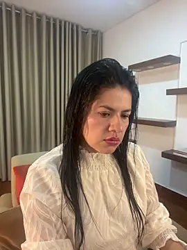 Alice Biel online show from February 2025 08:46:01 AM