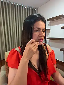 Alice Biel online show from March 2025 09:03:01 PM