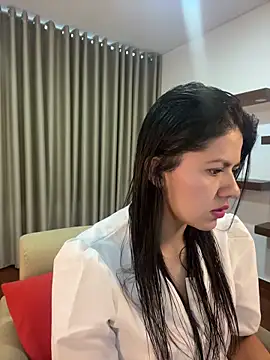 Alice Biel online show from March 2025 02:12:02 PM