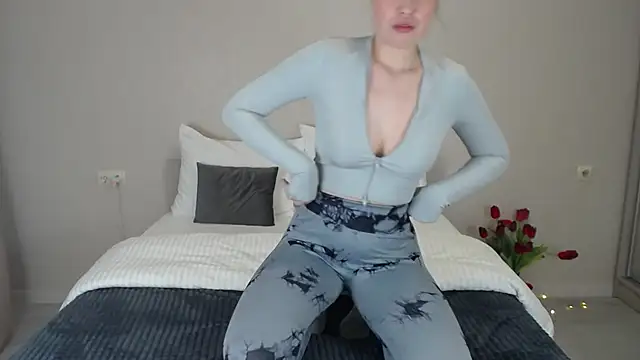 AlenaDast online show from February 2025 09:58:01 PM