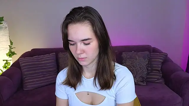 Snapshot of LindaRobertz chatting on January 2025 02:08:02 PM LindaRobertz online show from January 2025 02:08:02 PM