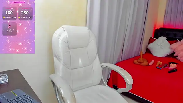 Hot beauty   online show from January 2025 04:19:02 AM