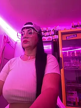 Hot beauty   online show from February 2026 03:13:02 AM