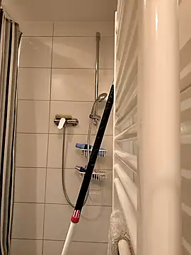 Snapshot of NewyorkDimi chatting on January 2025 05:31:01 PM NewyorkDimi online show from January 2025 05:31:01 PM