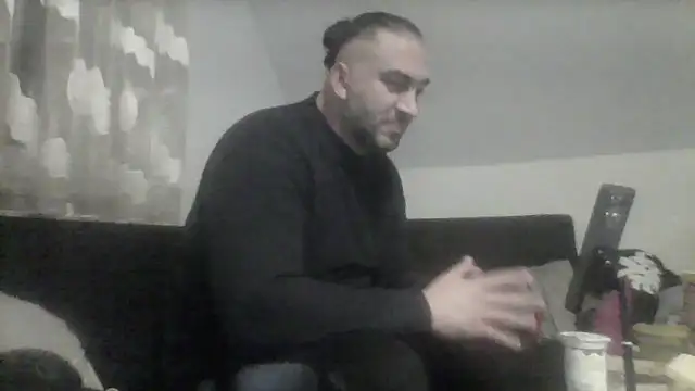 Snapshot of NewyorkDimi chatting on January 2025 02:38:02 AM NewyorkDimi online show from January 2025 02:38:02 AM