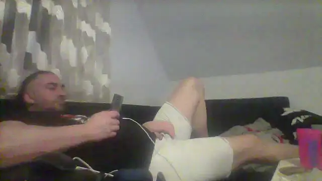 Snapshot of NewyorkDimi chatting on February 2025 12:02:01 AM NewyorkDimi online show from February 2025 12:02:01 AM