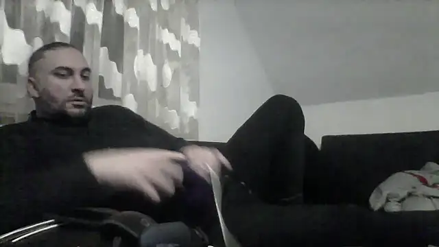 Snapshot of NewyorkDimi chatting on February 2025 02:44:02 AM NewyorkDimi online show from February 2025 02:44:02 AM