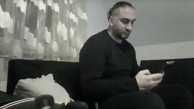 Snapshot of NewyorkDimi chatting on March 2025 03:40:01 AM NewyorkDimi online show from March 2025 03:40:01 AM