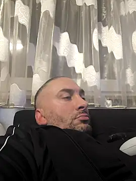 Snapshot of NewyorkDimi chatting on October 2025 12:22:02 AM NewyorkDimi online show from October 2025 12:22:02 AM