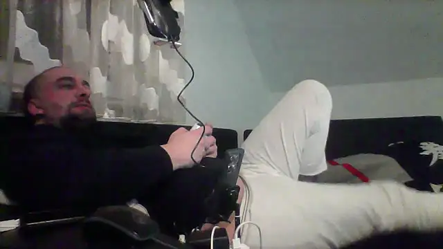 NewyorkDimi online show from February 2026 04:30:01 AM