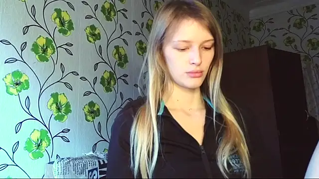 Evvie Summn1 online show from June 2026 06:42:02 AM