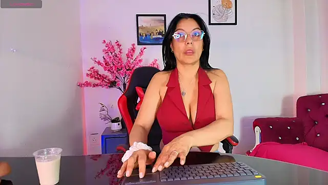 Zuzana21 online show from June 2026 01:17:02 PM